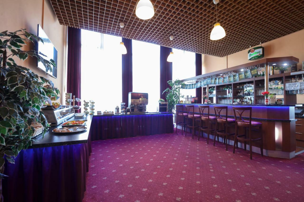 Interhotel Bohemia Usti nad Labem Bagian luar foto