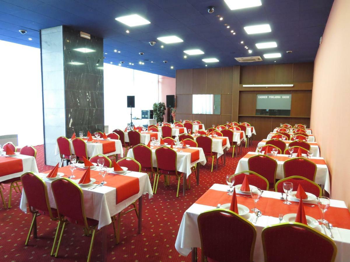 Interhotel Bohemia Usti nad Labem Bagian luar foto