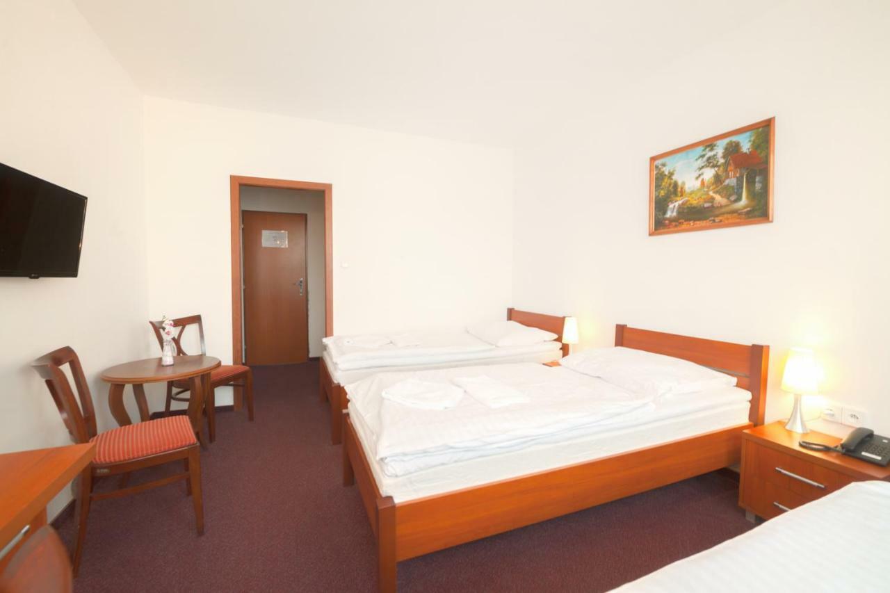 Interhotel Bohemia Usti nad Labem Bagian luar foto
